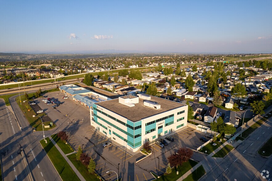 More Photos Of 75 Crowfoot Rise NW, Calgary Office For Lease