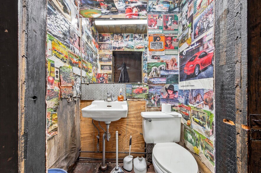 More Photos Of 4515-4525 Lancaster ave, Philadelphia Industrial For Sale