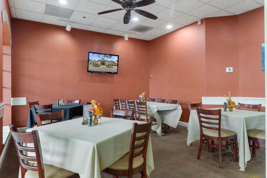 More Photos Of 4550 Golf Club Ln, Spring Hill Golf Course Driving Range For Sale