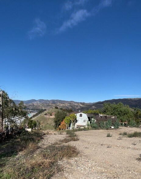 More Photos Of 10200 Willow Springs Lane, Sunland Land For Sale