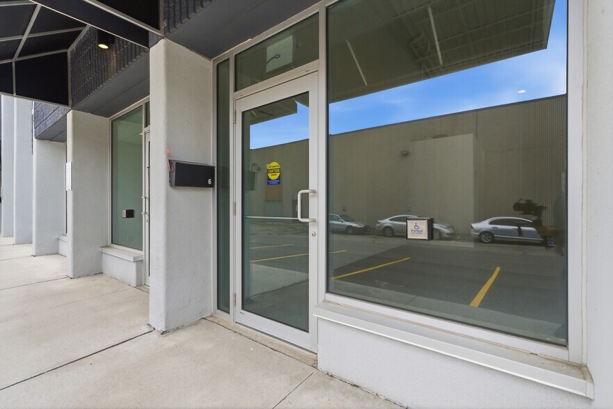 More Photos Of 397 Humberline Dr, Toronto Warehouse For Sale