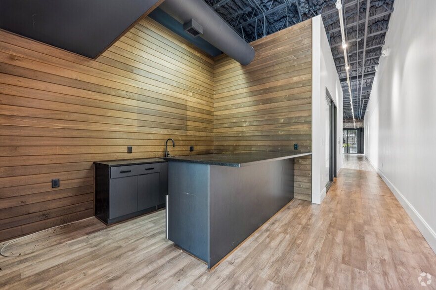 More Photos Of 1831 Peachtree Rd NW, Atlanta Storefront For Lease
