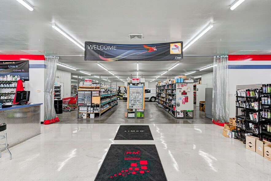 More Photos Of 5342 Elmwood Ave, Indianapolis Unknown For Lease