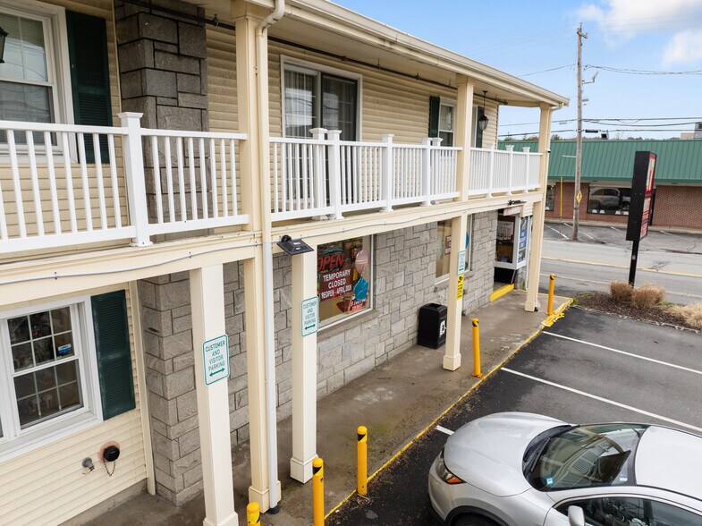 More Photos Of 47 Chelmsford St, Chelmsford Storefront Retail Residential For Sale