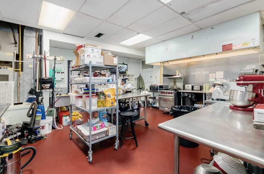 More Photos Of 45 E Columbus St, Lithopolis Restaurant For Sale