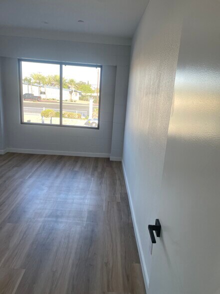 More Photos Of 11891 Beach Blvd, Stanton Auto Repair For Lease