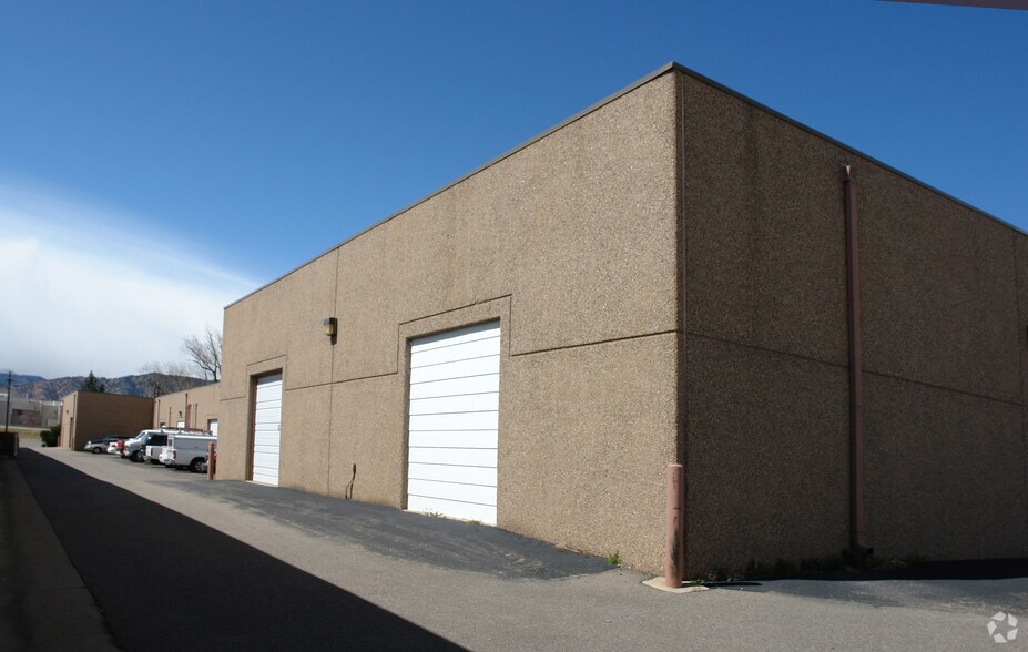 More Photos Of 4700 Sterling Dr, Boulder Light Manufacturing For Lease