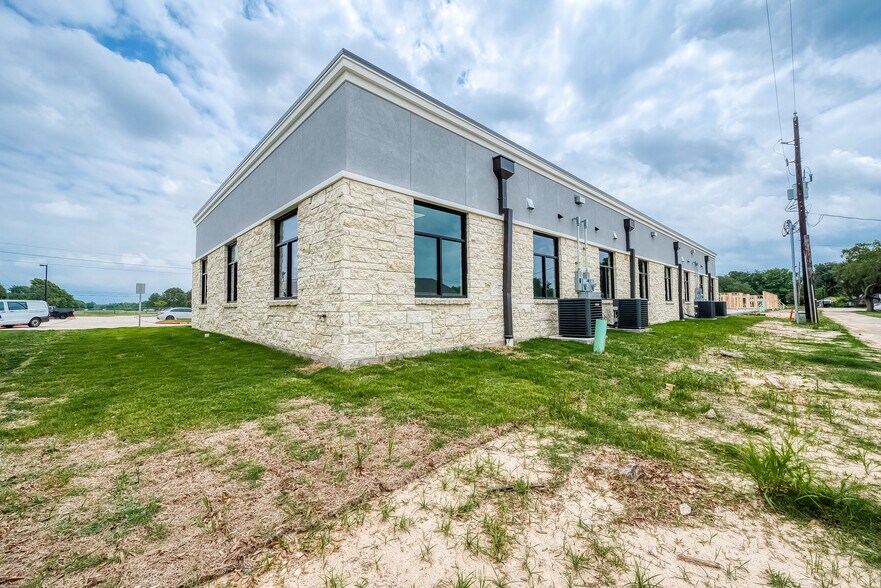 More Photos Of 26717 Westheimer Pky, Katy Office For Sale
