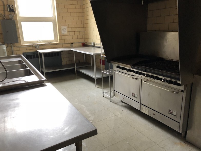 More Photos Of 18430 Utica Rd, Roseville Religious Facility For Sale