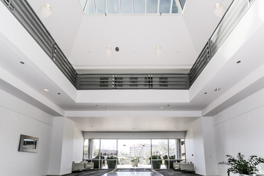 More Photos Of 120 S State College Blvd, Brea Office For Lease