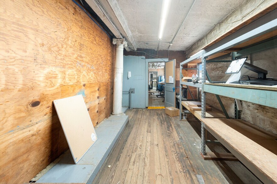 More Photos Of 1072 Main St, West Warwick Office For Sale