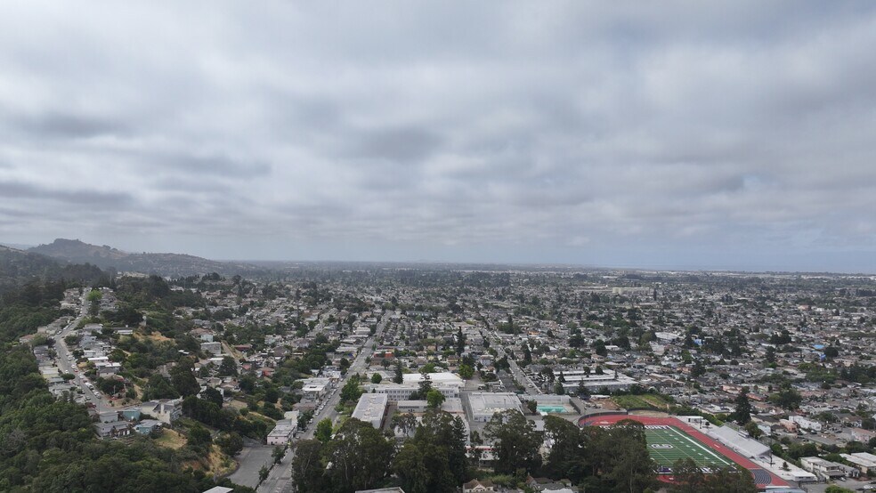 More Photos Of 8100 MacArthur Blvd, Oakland Hotel For Sale
