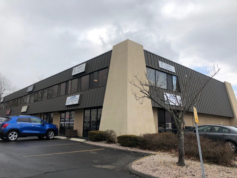 More Photos Of 540 E Main St, Branford Flex For Sale