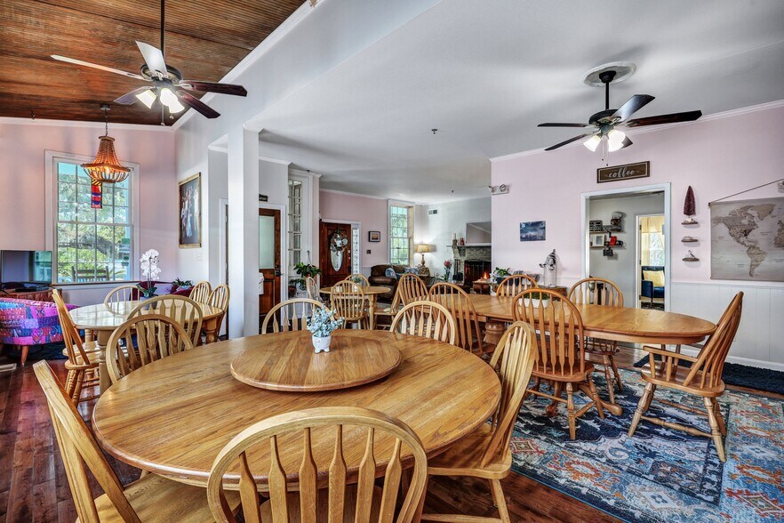 More Photos Of 24 Van Horne Ave, Tybee Island Hospitality For Sale