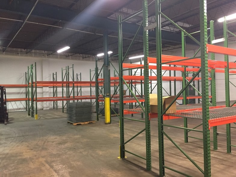More Photos Of 721-729 Wicker Ave, Bensalem Manufacturing For Lease