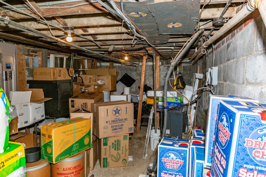 More Photos Of 2510 E Monument St, Baltimore Restaurant For Sale