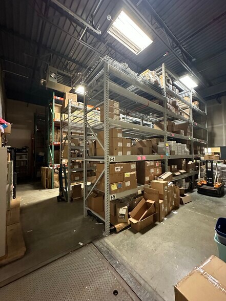 More Photos Of 2120 Howard Dr W, North Mankato Warehouse For Lease