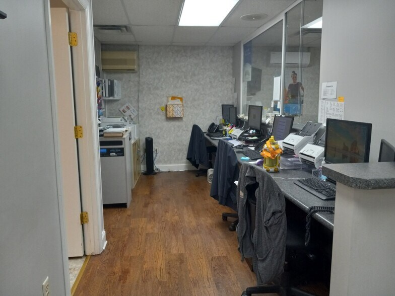 More Photos Of 2700 Sunset Blvd, Steubenville General Retail For Lease