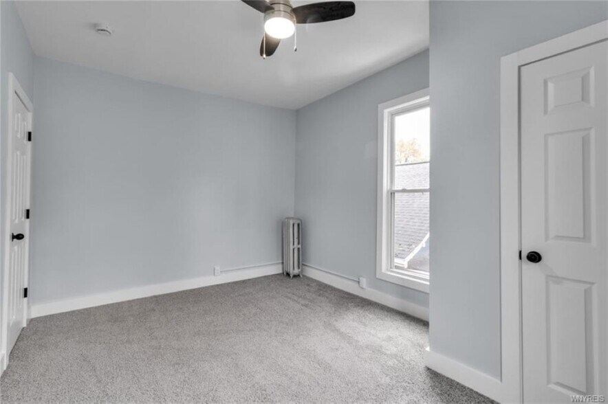 More Photos Of 49 William St, Tonawanda Apartments For Sale