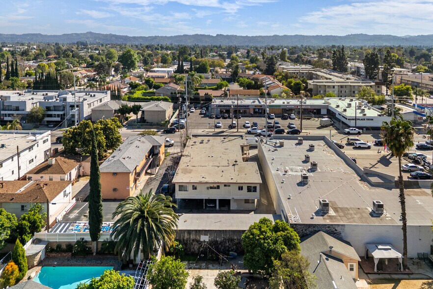 More Photos Of 13631 Vanowen St, Van Nuys Apartments For Sale