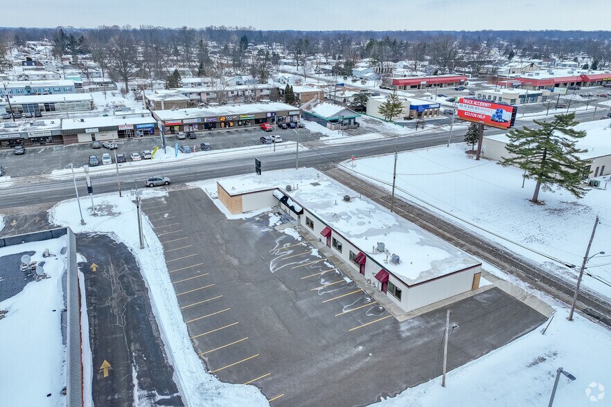 More Photos Of 2828 E State Blvd, Fort Wayne Medical For Sale