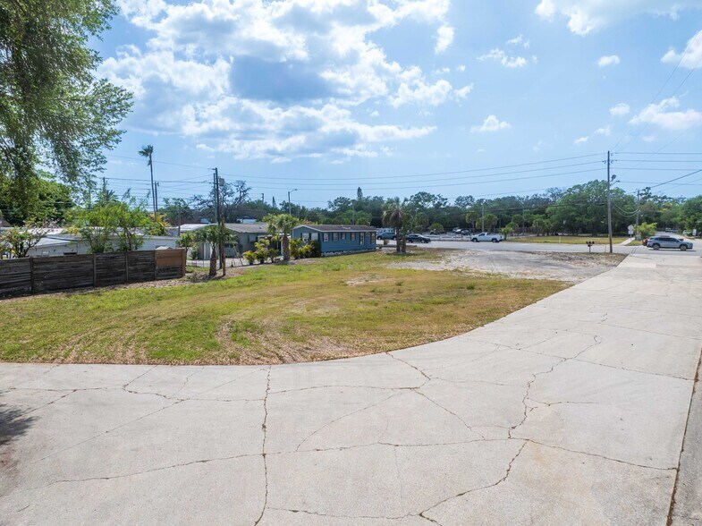 More Photos Of 500 Seminole Blvd, Largo Land For Lease