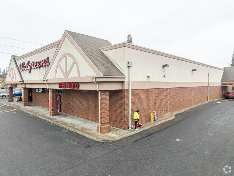 More Photos Of 8405 Pacific Ave, Tacoma Drugstore For Sale