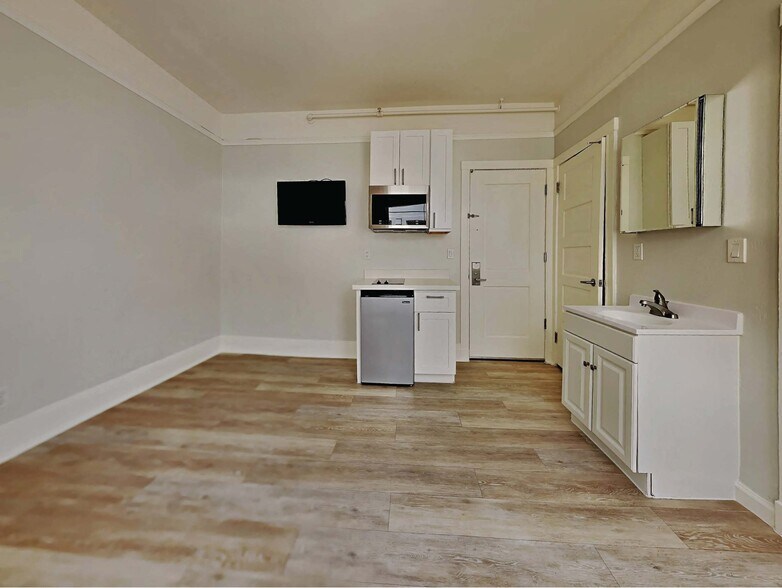 More Photos Of 1499 California St, San Francisco Apartments For Sale