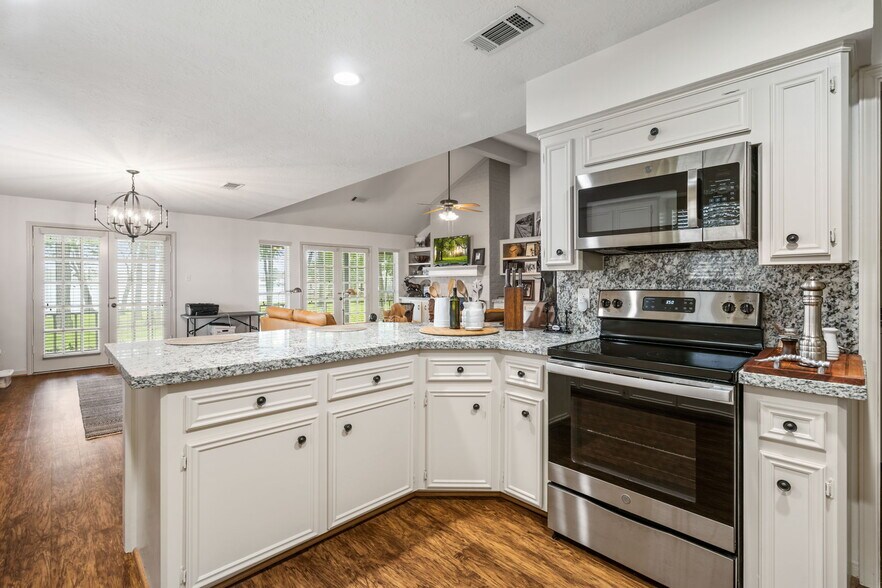 More Photos Of 5 Strawberry Ln, Montgomery Land For Sale