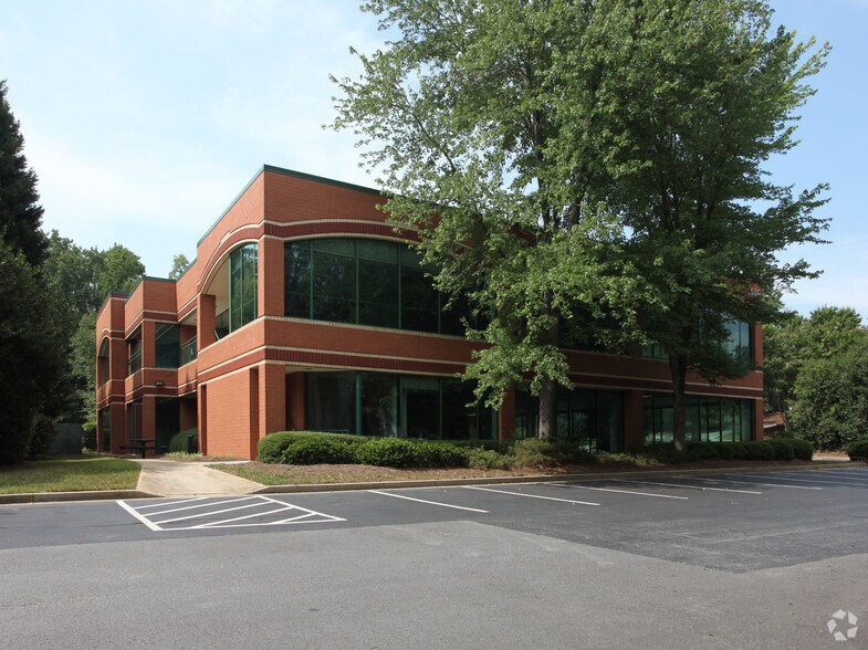 More Photos Of 1680 Phoenix Blvd, Atlanta Office For Sale