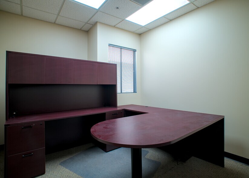 More Photos Of 1611 E 4th St, Santa Ana Loft Creative Space For Lease