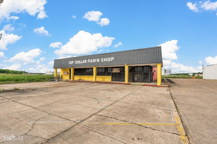 More Photos Of 1837 N Market St, Shreveport General Retail For Sale