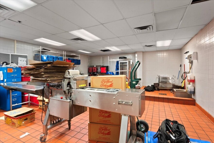 More Photos Of 541 Wyoming Ave, Scranton Office For Lease