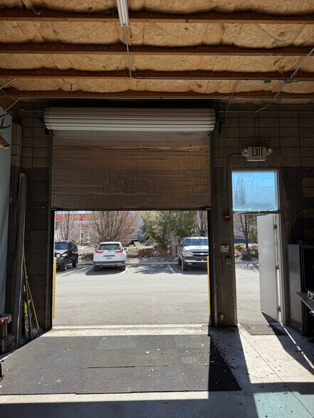 More Photos Of 890 E Patriot Blvd, Reno Light Distribution For Sale