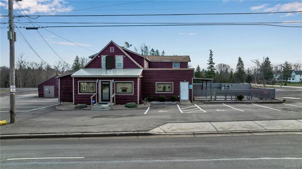 More Photos Of 3719 Abbott Rd, Orchard Park Restaurant For Sale