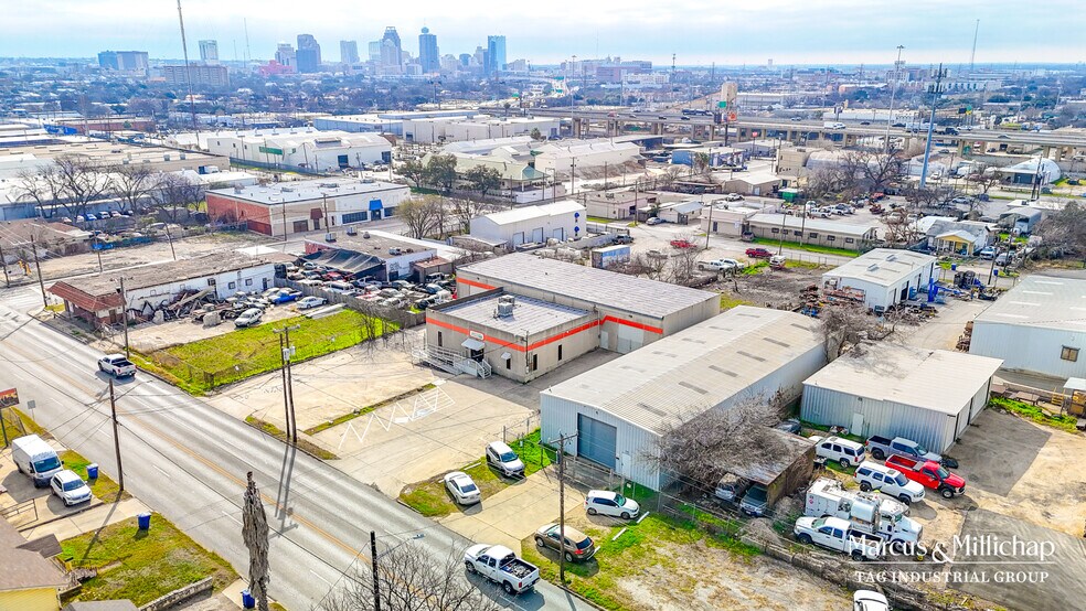 More Photos Of 414 Culebra Rd, San Antonio Light Manufacturing For Sale