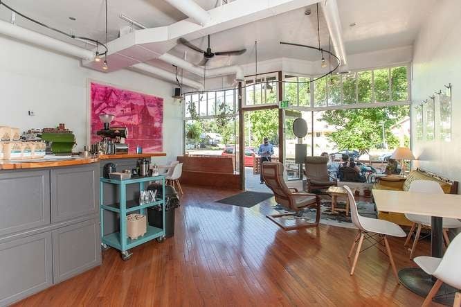 More Photos Of 330 N Institute St, Colorado Springs Freestanding For Sale