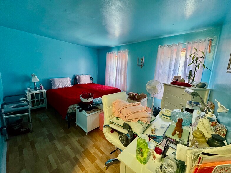 More Photos Of 200 Rockaway Ave, Valley Stream General Retail For Sale