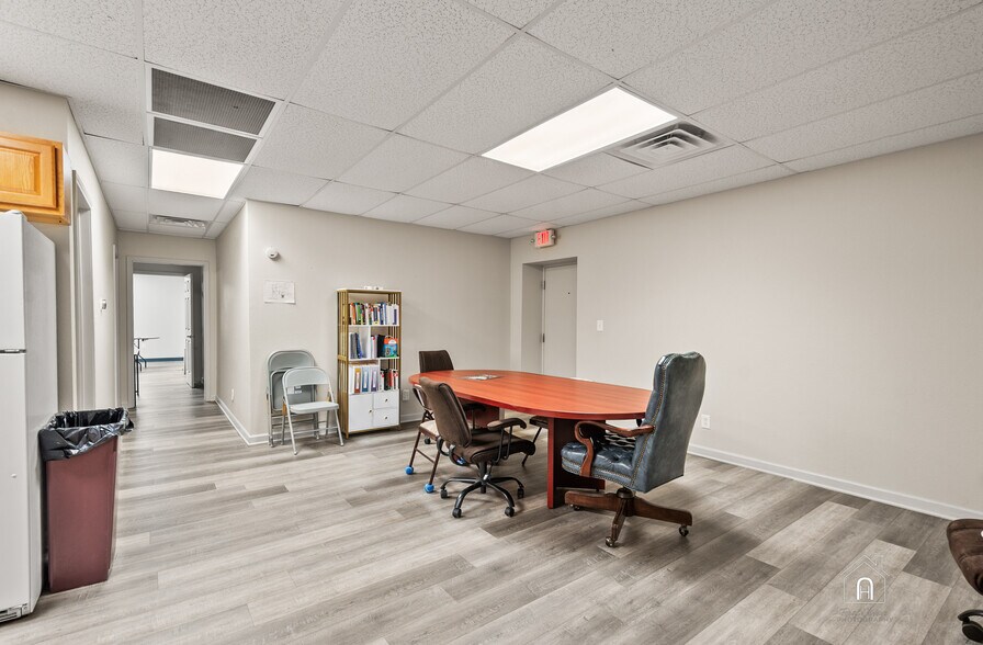 More Photos Of 3501 Sheppard Access Rd, Wichita Falls General Retail For Sale