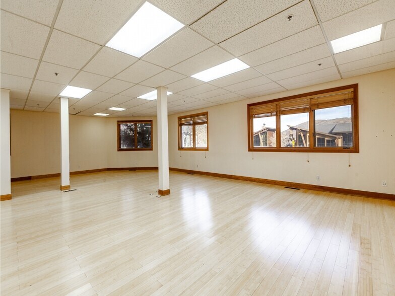 More Photos Of 2064 Prospector Ave, Park City Medical For Sale