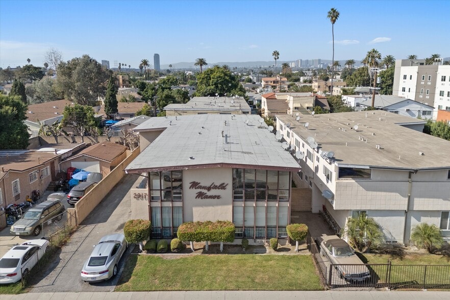 More Photos Of 2917 S Mansfield Ave, Los Angeles Apartments For Sale
