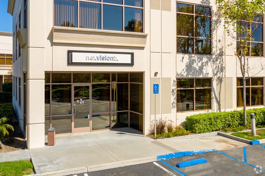 More Photos Of 2 Peters Canyon Rd, Irvine Office For Sale