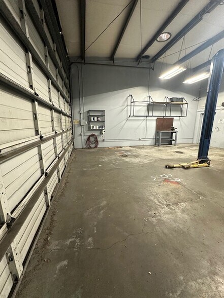More Photos Of 1875 The Mall, Seaside Service For Lease