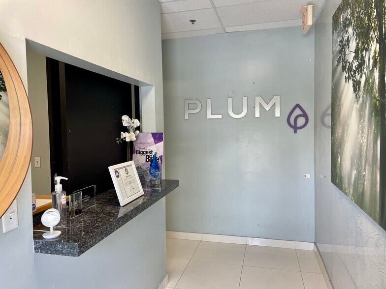 More Photos Of 11 SW 12th Ave, Dania Beach Warehouse For Lease