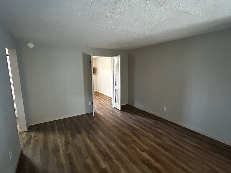More Photos Of 2613 W Wardcliffe Dr, Peoria Apartments For Sale