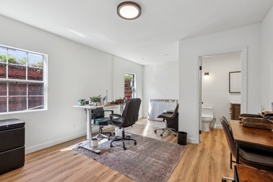 More Photos Of 6082 Selma Ave, Los Angeles Rehabilitation Center For Lease