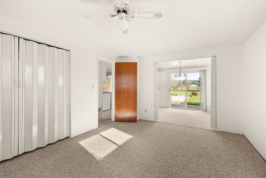 More Photos Of 1480 Rush Rd, Chehalis Office For Sale