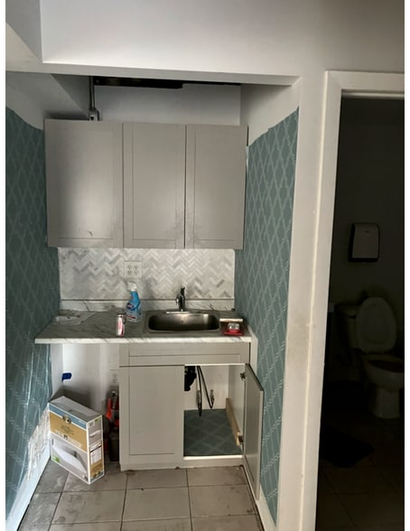 More Photos Of 1209 6th St SW, Calgary Apartments For Sale