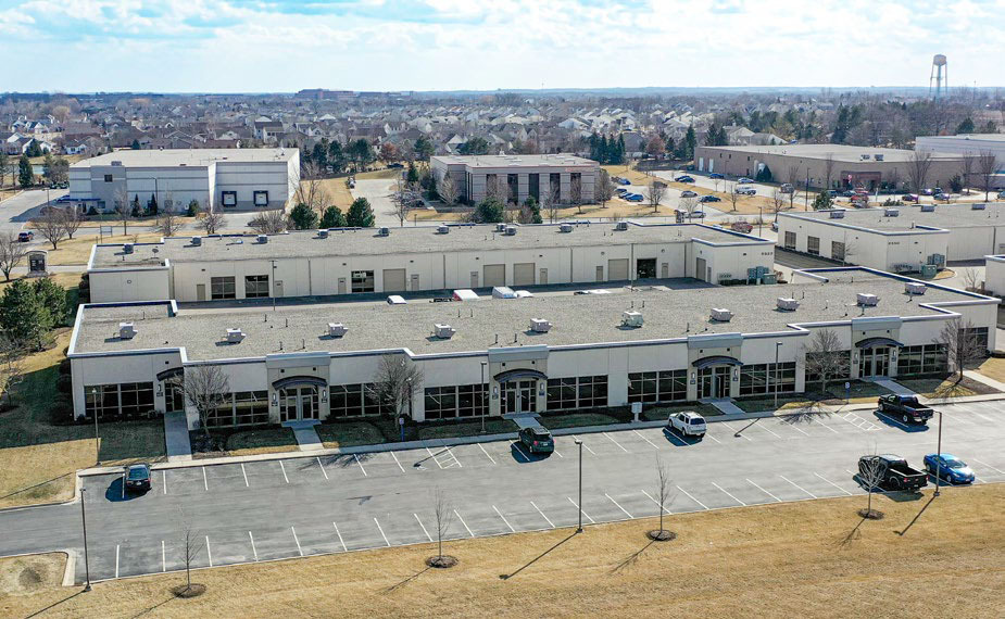 Primary Photo Of 5732 95th Ave, Kenosha Showroom For Lease