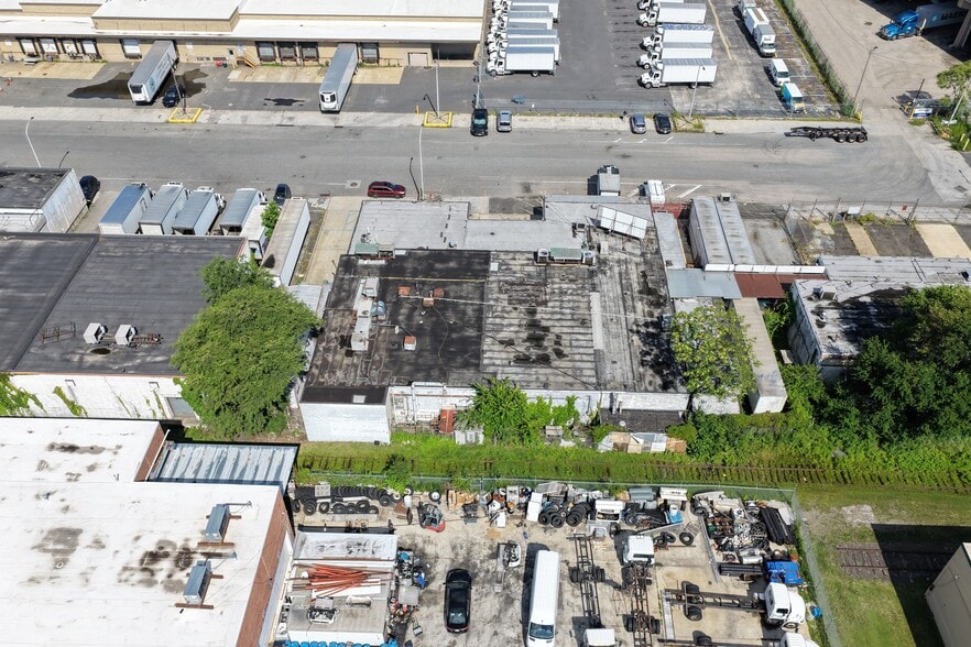 More Photos Of 3632 S 3rd St, Philadelphia Food Processing For Lease